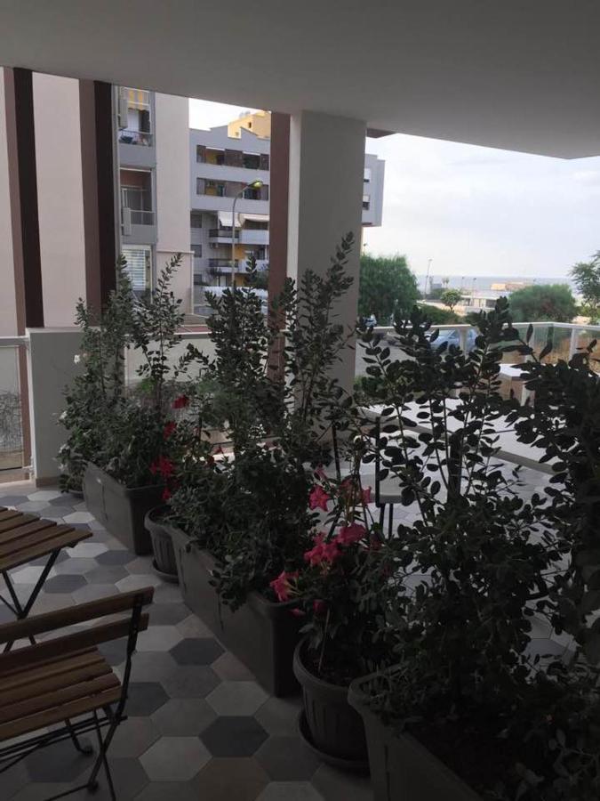 Le Rondini House Hotel Monopoli Luaran gambar