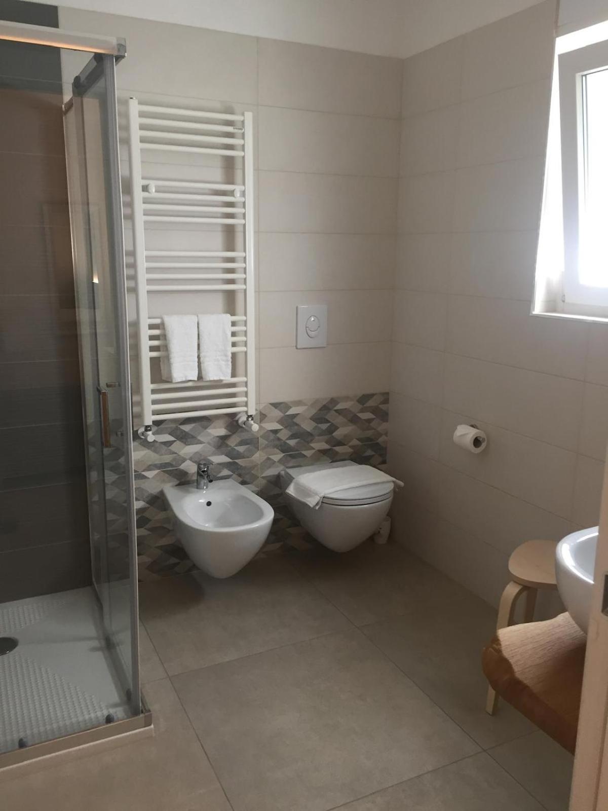 Le Rondini House Hotel Monopoli Luaran gambar